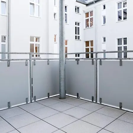 Sc 06 By Rockchair Apartments L Superhost Status L 4 Bedrooms Boxspringbeds 2 Bathrooms Balcony Elevator - Cozy Family & Business Flair Welcomes You! Berlin Exterior photo