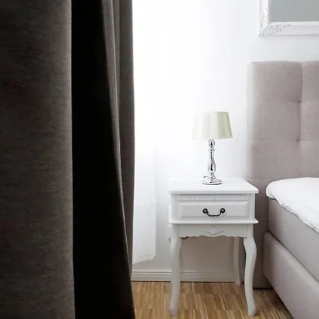 Sc 06 By Rockchair Apartments L Superhost Status L 4 Bedrooms Boxspringbeds 2 Bathrooms Balcony Elevator - Cozy Family & Business Flair Welcomes You! Berlin Exterior photo
