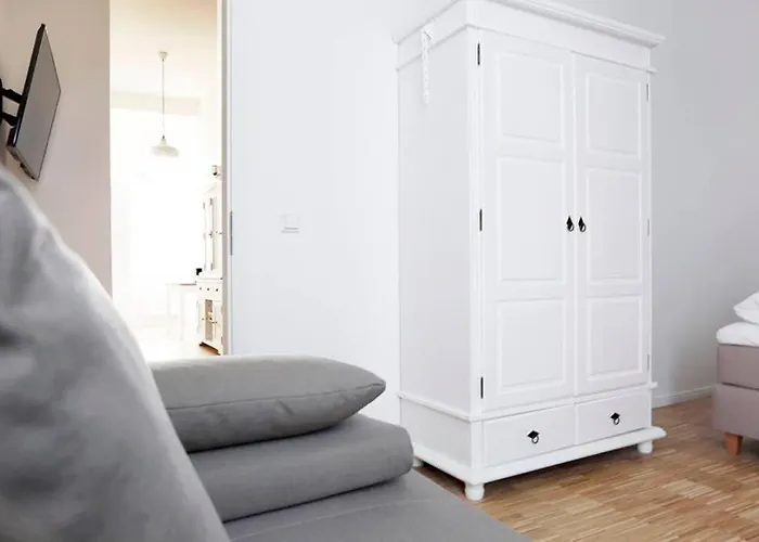 Sc 06 By Rockchair Apartments L Superhost Status L 4 Bedrooms Boxspringbeds 2 Bathrooms Balcony Elevator - Cozy Family & Business Flair Welcomes You!