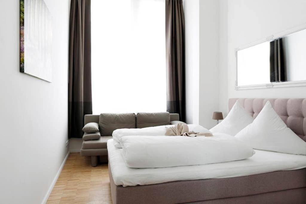 Apartament Sc 06 By Rockchair L Superhost Status L 4 Bedrooms Boxspringbeds 2 Bathrooms Balcony Elevator - Cozy Family & Business Flair Welcomes You! *