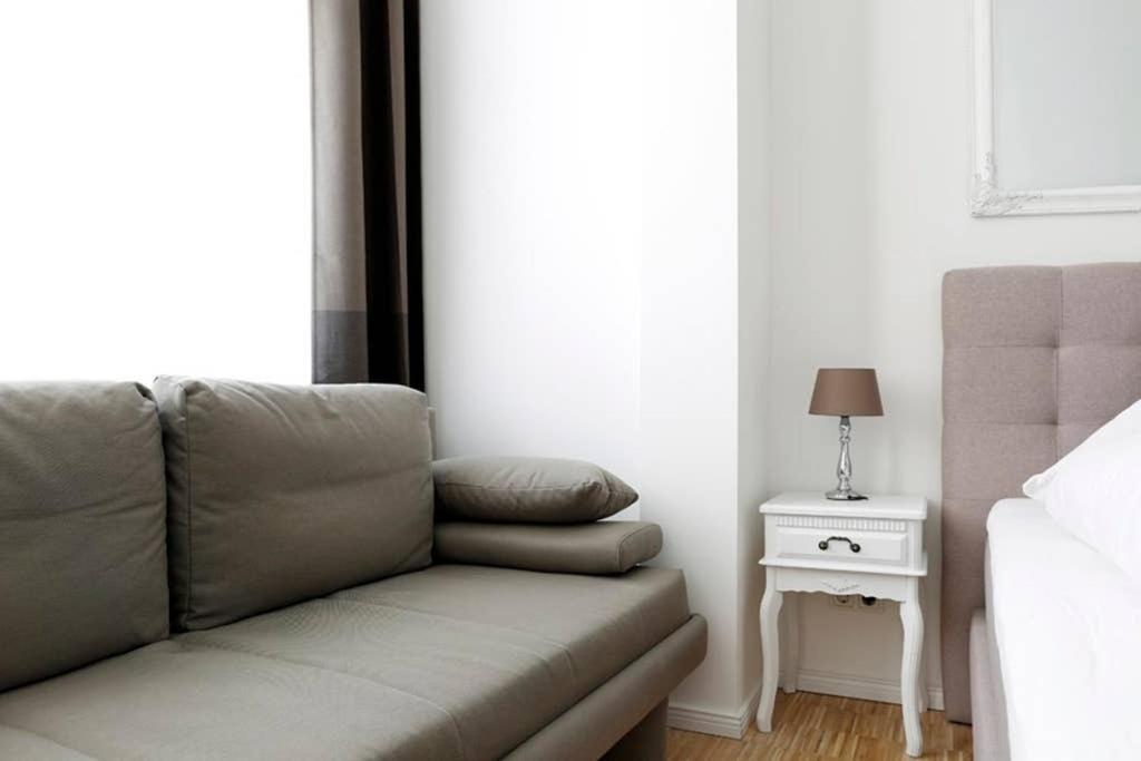 Apartament Sc 06 By Rockchair L Superhost Status L 4 Bedrooms Boxspringbeds 2 Bathrooms Balcony Elevator - Cozy Family & Business Flair Welcomes You! *